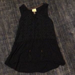 Small Navy Blue Knox Rose lacy tank top